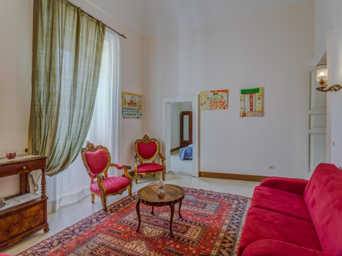 Dimora San Leucio Bed & Breakfast