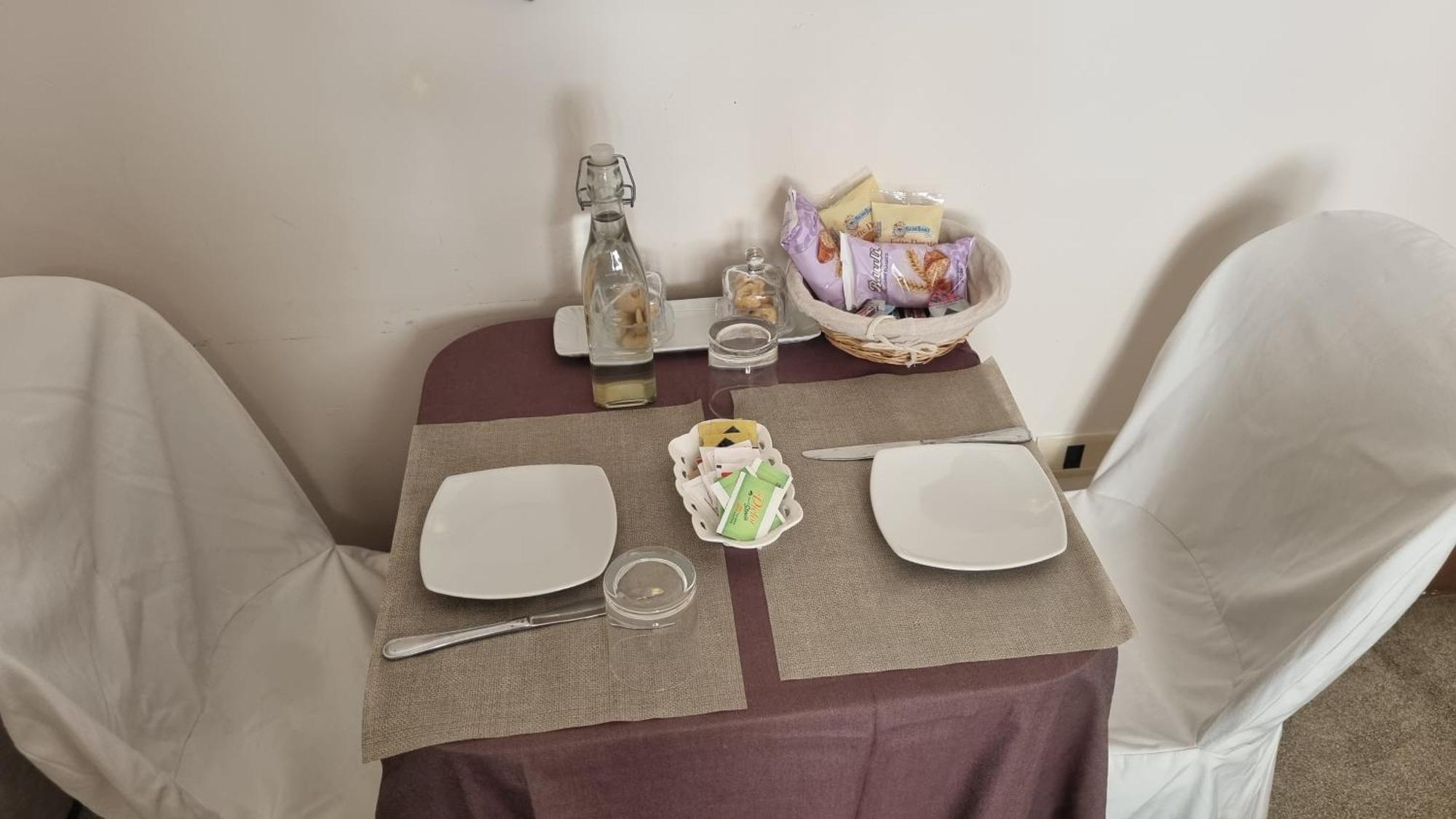 Dimora San Leucio Bed & Breakfast 2*